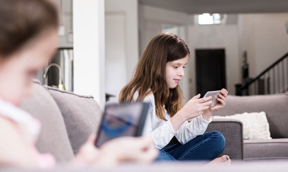 Tips for Keeping Your Teen Away from Screens  as We Learn to Live with Covid-19